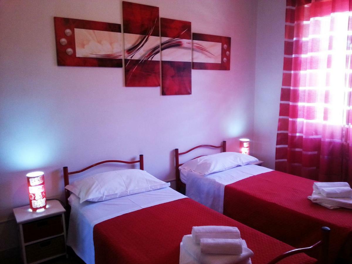 B&B Night & Day Cosenza Buitenkant foto