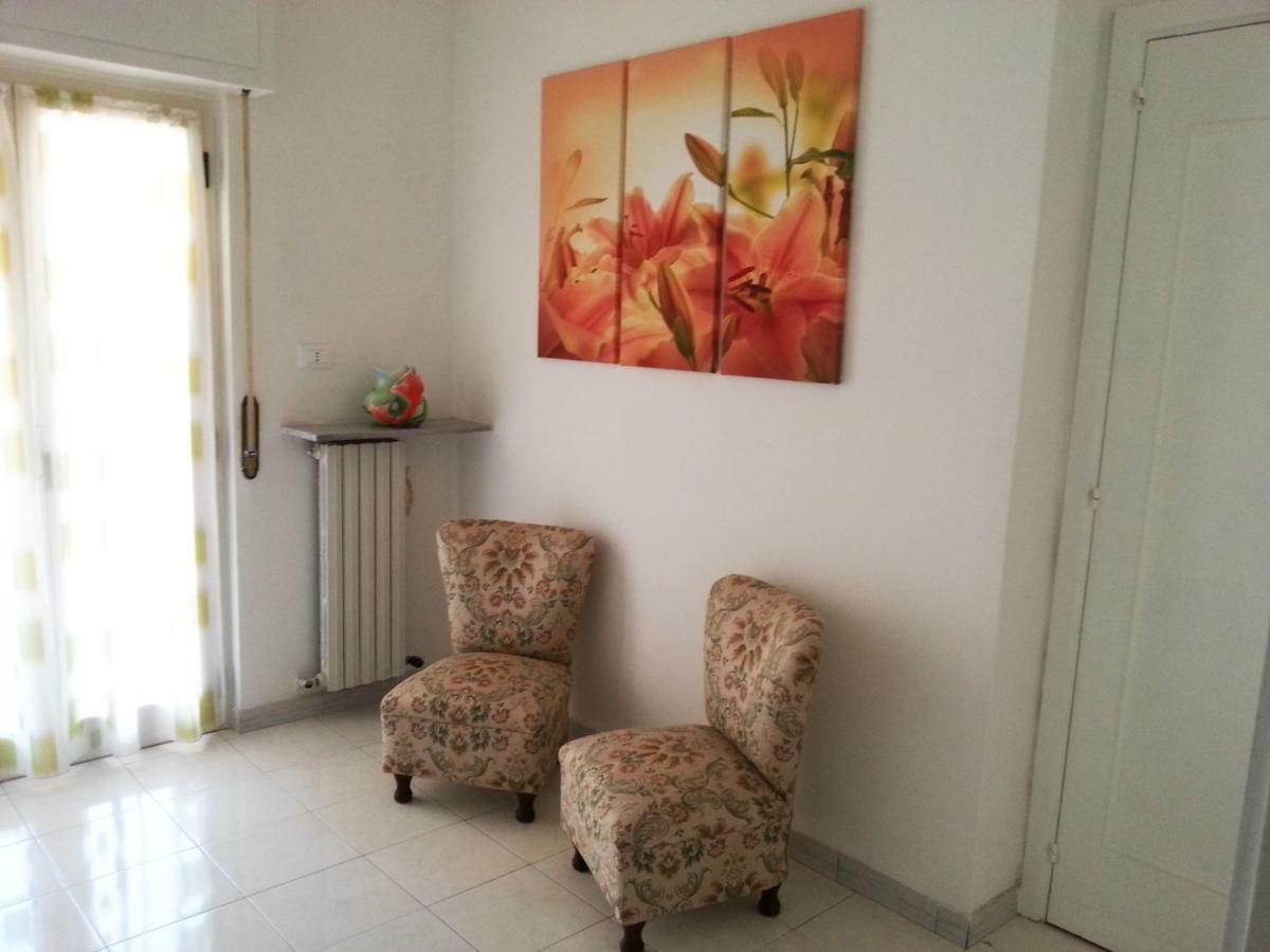 B&B Night & Day Cosenza Buitenkant foto